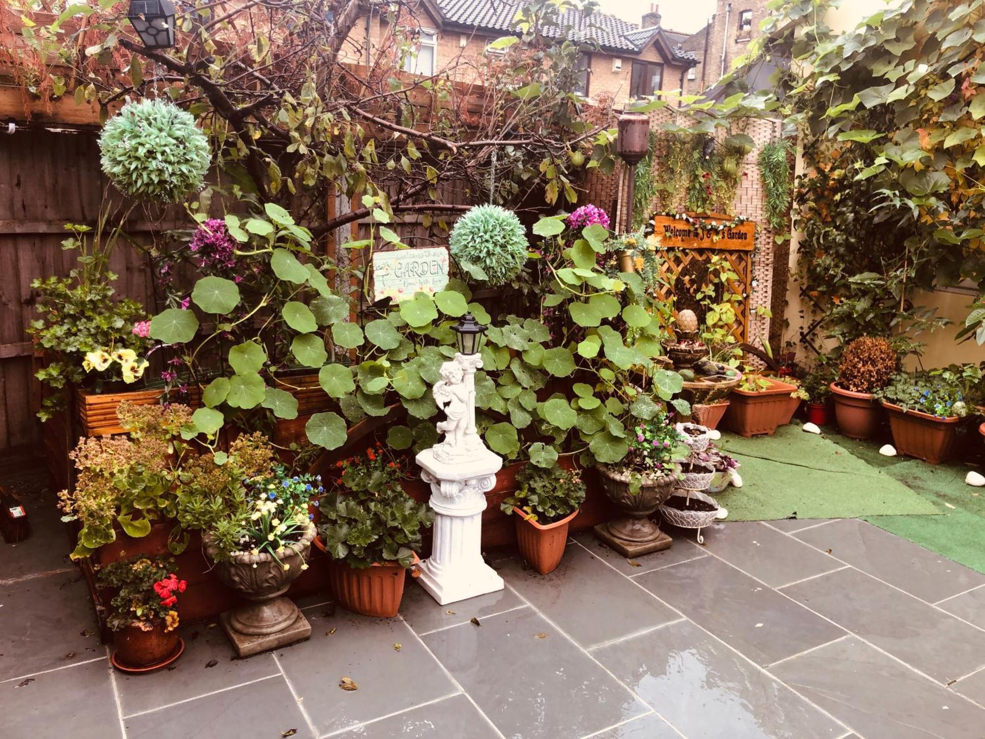 Cheerful 4 Bedroom House With Garden Free Parking ロンドン エクステリア 写真